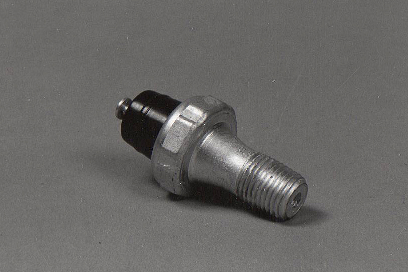 Chevy Oil Pressure Sender Switch, 348 & 409, 19581964 Bowtie Classic