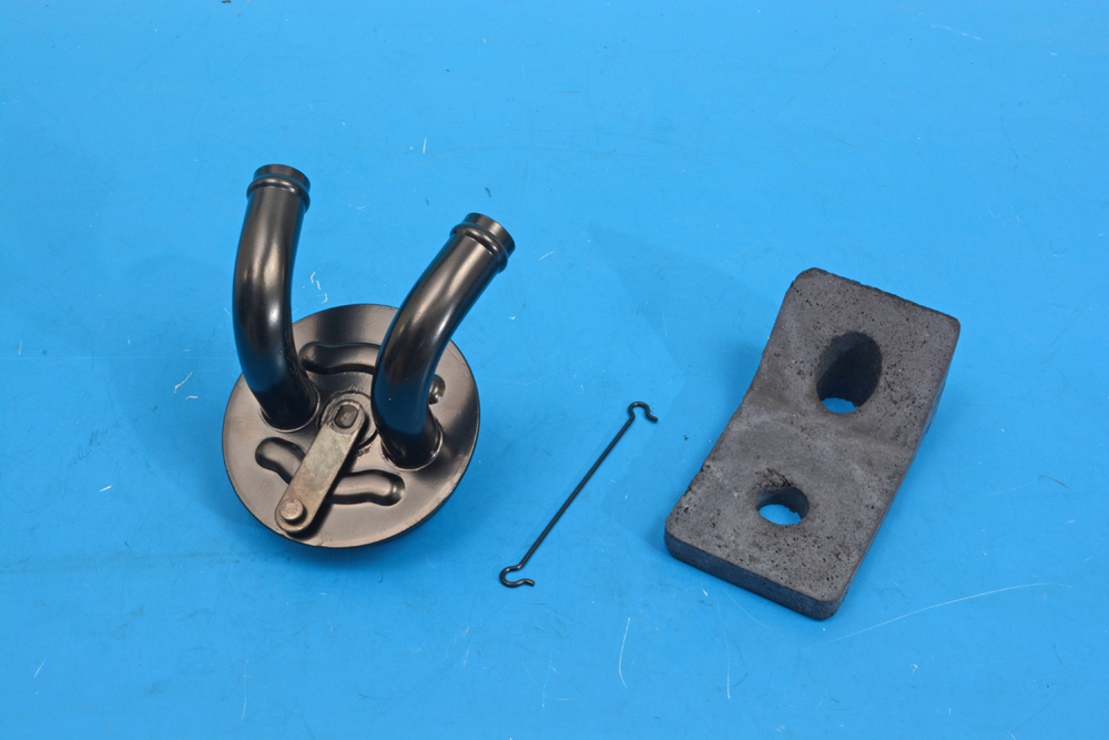 Chevy Heater Valve & Heater Hose Rubber Block, 1961-1962